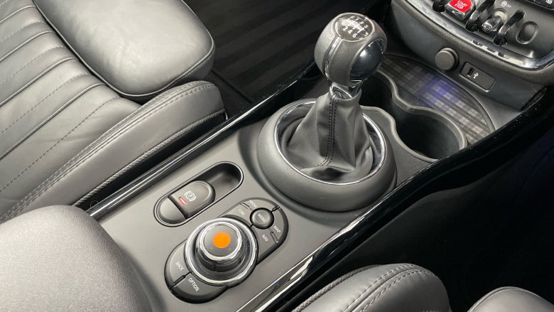 MINI Clubman 1.5 Cooper Exclusive 6dr Petrol Estate